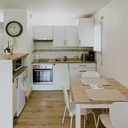 Appartement 4 Personnes Jardin Et Parking Vannes Exterior foto