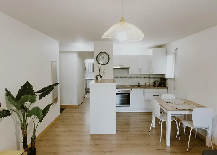 Appartement 4 couchages + jardinet +parking