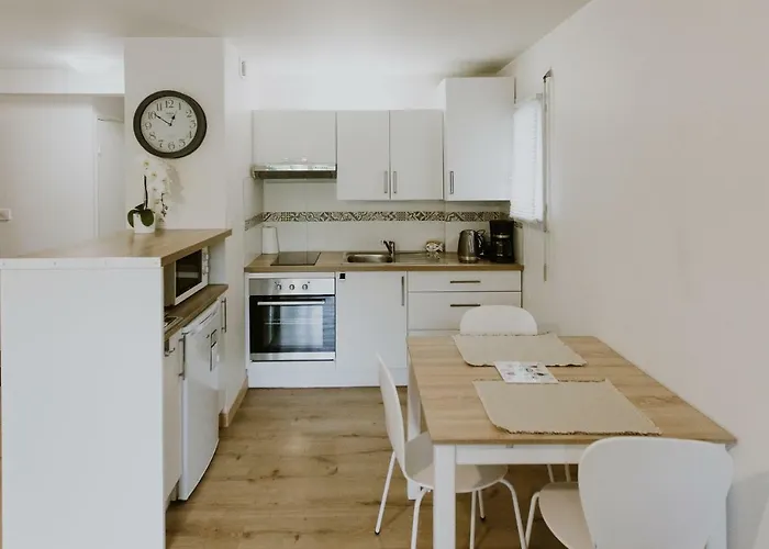 Appartement 4 Personnes Jardin Et Parking